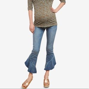 Jessica Simpson maternity cropped flared leg jean